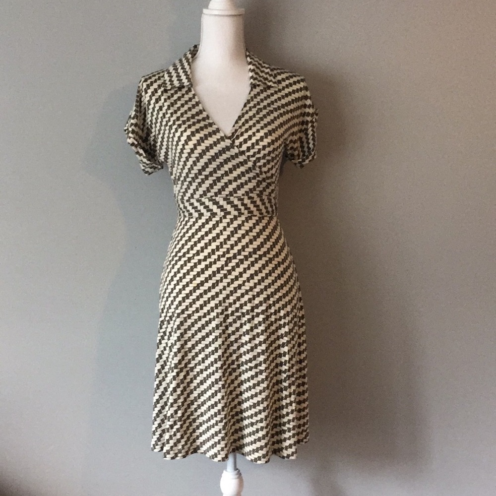 Banana Republic wrap dress s-m